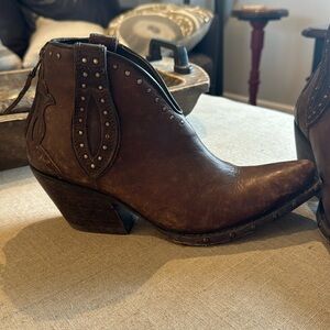 Ariat Bootie Size 8.5